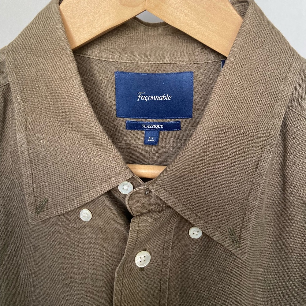 Faconnable mens dress shirt XL excellent condition.